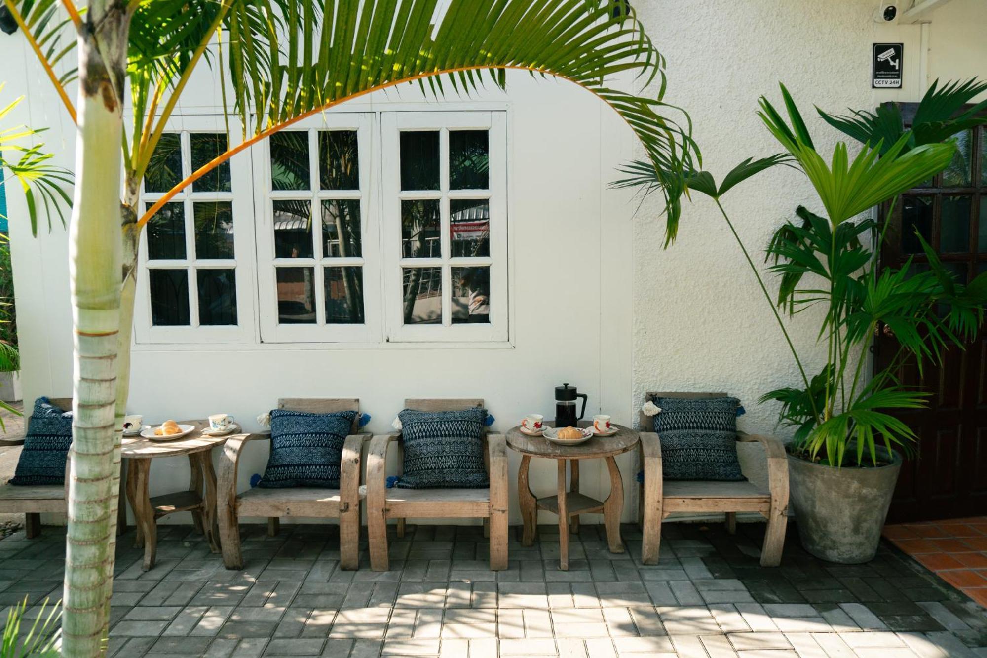 Rumah liburan Baan Ragang : Cozy Entire House In Old